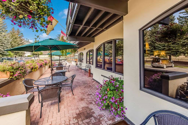 Best Western Tyrolean Lodge by null