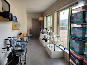 Photo n°4 de Pharmacie des Ducs de Bar à Bourmont-entre-Meuse-et-Mouzon (Pharmacie)