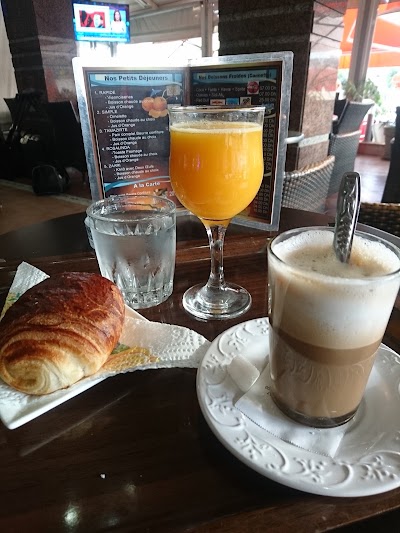 Photos of Rosa Linda Caf&eacute;