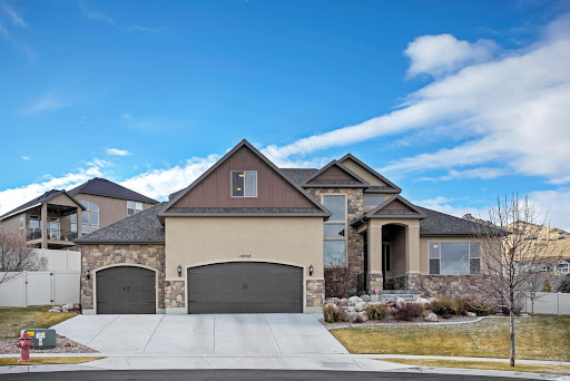 Laurel Simmons, REALTOR-Associate Broker | Summit Sotheby's International Realty - Thumbnail
