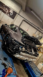 Photo n°9 de Renault GARAGE RACHAIS à Lyon (Atelier de réparation automobile)