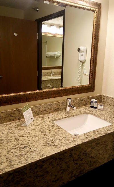 Photos of AmericInn by Wyndham Cedar Rapids/CID Airport