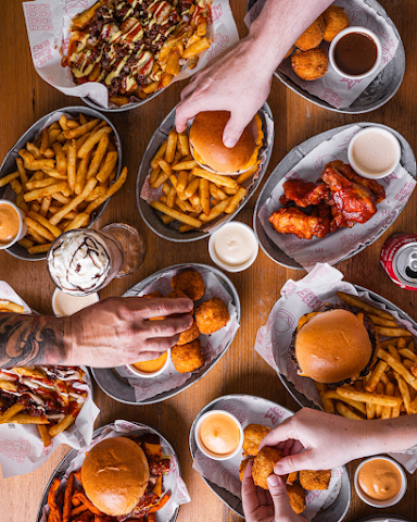 His Boy Elroy by null