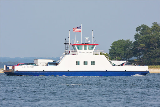 Daniel Gale Sotheby’s International Realty - Shelter Island, NY - Thumbnail