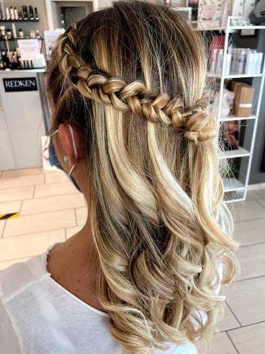 Glamour Hair Styling Di Odaletti Valentina - Thumbnail