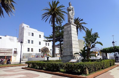 Photos of Monumento A Guzman El Bueno