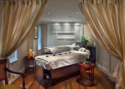 Photos of H&ocirc;tel Plaza Ath&eacute;n&eacute;e New York