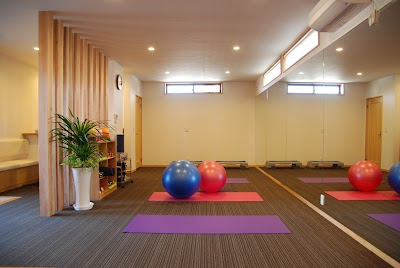 パーソナルトレーニング・ピラティス・整体・ゴルフのEARTH