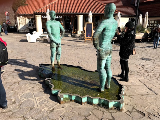 Piss Sculpture