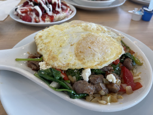Eggsquisite Cafe - Visual