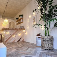 ALOHA LOUNGE Lanai / Lanai Diving School