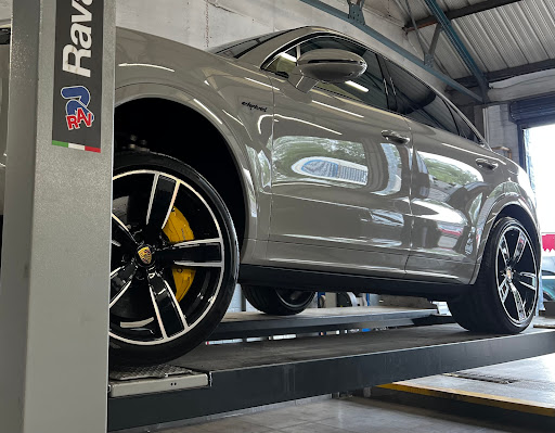 BCS (Bredbury Car Services) - Thumbnail