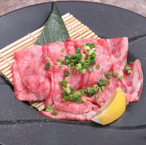 焼肉 康 西金沢駅前店