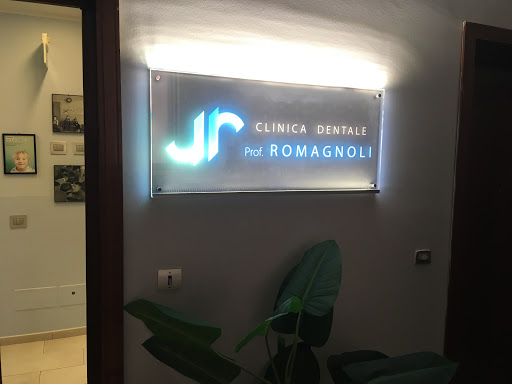 CLINICA DENTALE PROF. ROMAGNOLI - Thumbnail