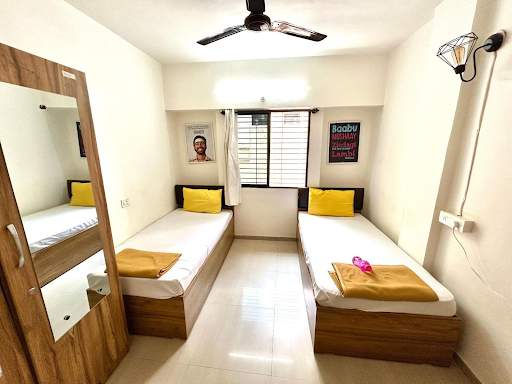 Finding a comfortable and secure living space is essential for students and working individuals w… post image