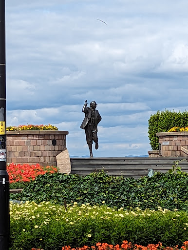Eric Morecambe Memorial - Thumbnail