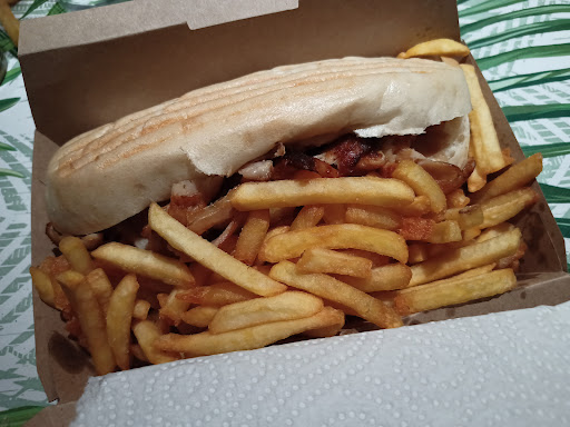 Crousty Food