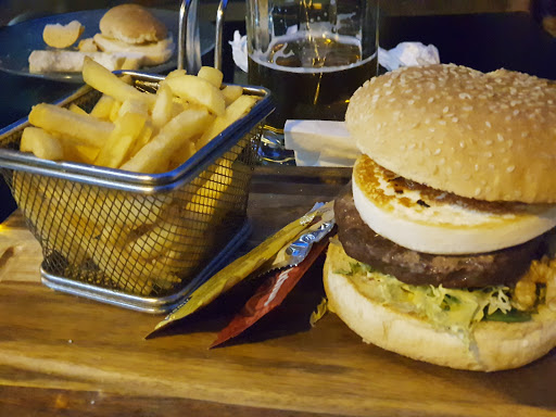 Bar 1946 - Visual