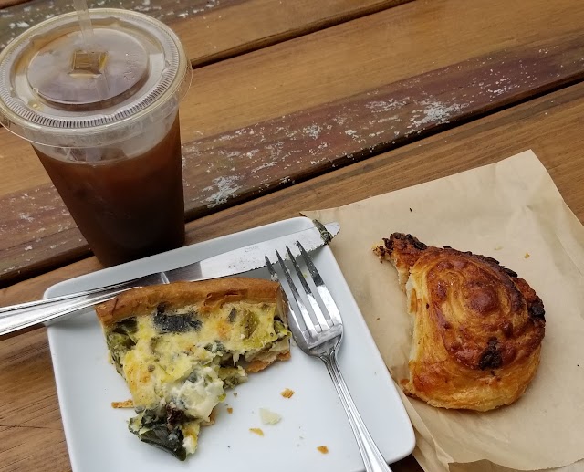 CAFE MADELAINE