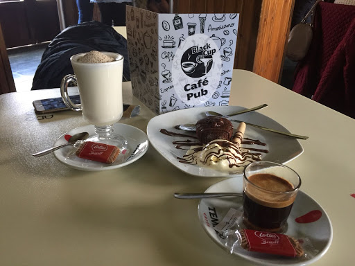 Pub BLACK CUP - Visual