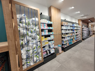 Photo n°5 de Pharmacie Saint Louis à Mont-de-Marsan (Pharmacie)