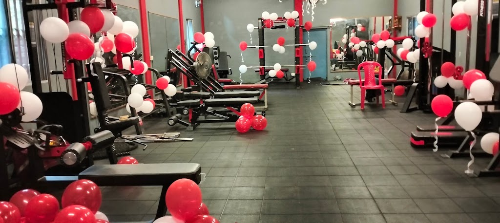 Sandy S Fitness Unisex Gym