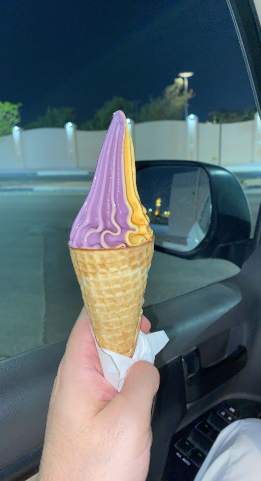 سيارة ايسكريم العرفج - صورة 4