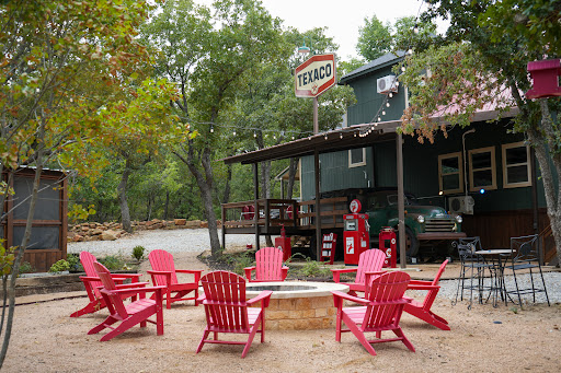 Camp Quitcherbichin' - Visual