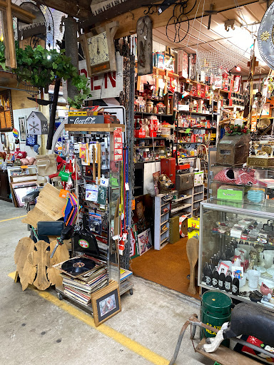 Greenwood Flea Market Gallery - United States