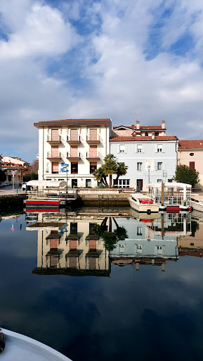 GRADO piazza XXVI maggio 23 (porto)
