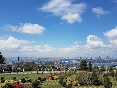 Çamlıca Hill