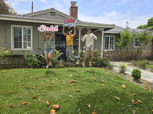 Real Estate-Autumn & Cassidy (W Group Realtors) - Thumbnail