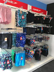 Photo n°12 de Night Swim à Courbevoie (Magasin d'articles de sports)