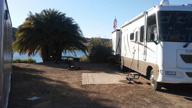 Crossroads Campground