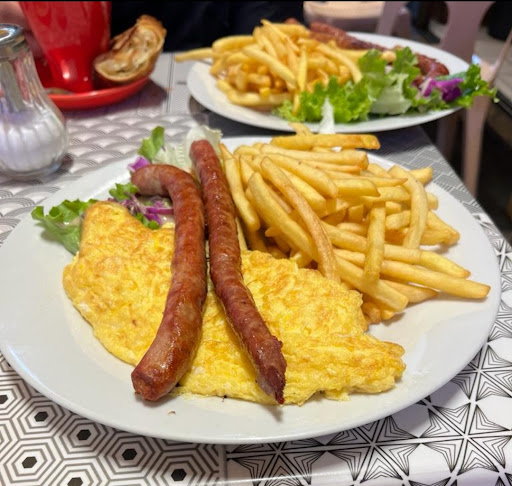 Café Brasserie Les Brancardiers Gallery - France