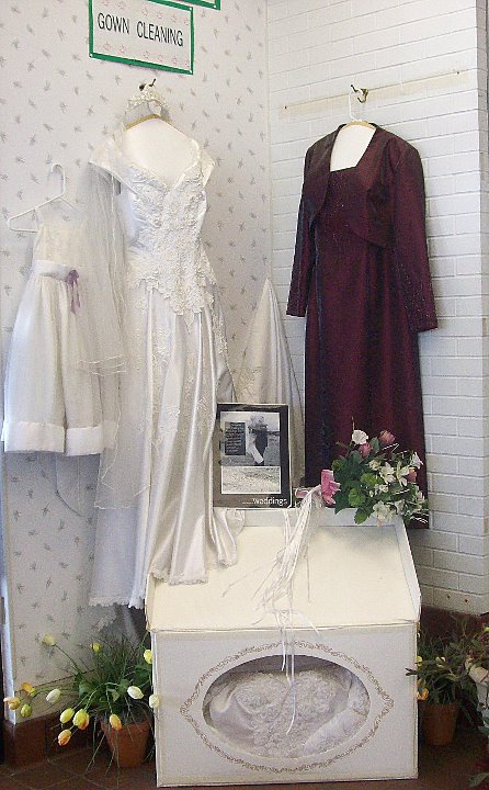 Don's Claytons DCI Fine DryCleaning laundromat interior in Evansville, IN