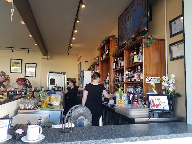 Pineapples Restaurant