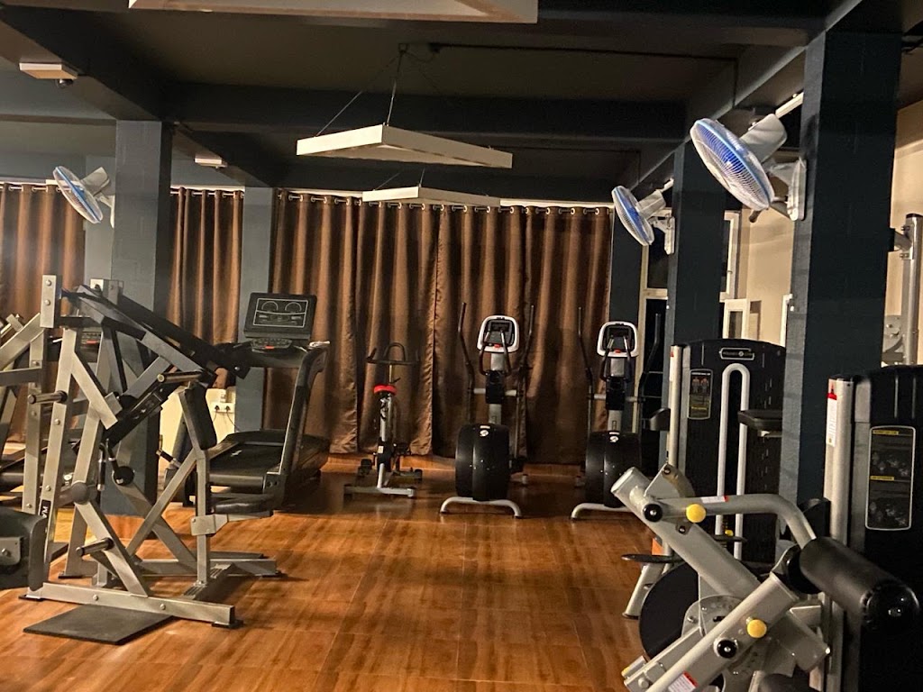 Sweat Zone Unisex Gym