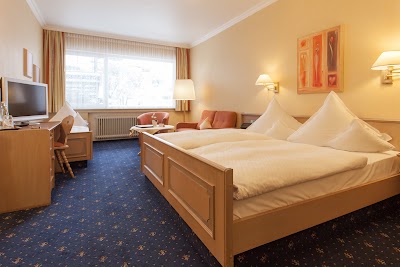 Photos of Hotel " F&uuml;rst von Waldeck"