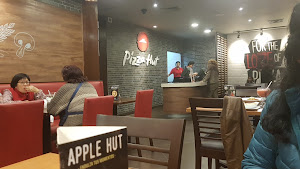 Pizza Hut 6