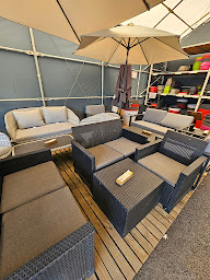 Photo n°14 de Espace Emeraude à La Bazoche-Gouet (Magasin de vêtements professionnels)