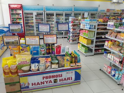 Photos of Indomaret Banyuanyar 2