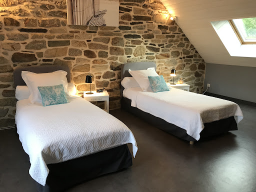 Photo de Gîte de Kervehun : maison de vacances familiale avec piscine couverte et chauffée au coeur du Finistère. à Briec (29510)