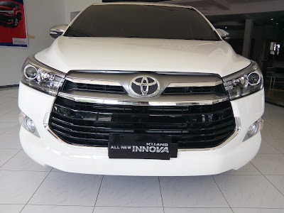Photos of Toyota Pamekasan