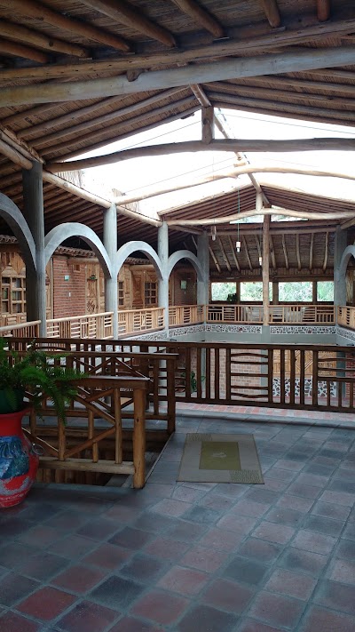 Photos of Centro Campestre Maw&aacute;