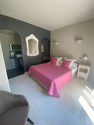 Photo n°11 de LE TEMPS DES SECRETS à Cabrières-d'Avignon (Gîte)