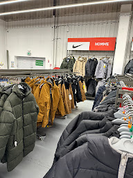 Photo n°24 de Intersport Outlet Couzeix - Limoges à Couzeix (Magasin de vêtements pour jeunes)