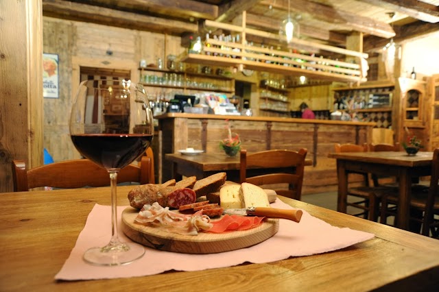 Laghetto Alpine Hotel & Restaurant