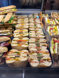 Photo n°29 de La Croissanterie à Villerbon (Boutique de boissons sans alcool)