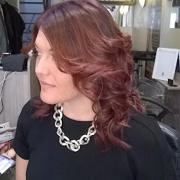 Photo n°4 de New Wave Coiffure à Lyon (Salon de coiffure)